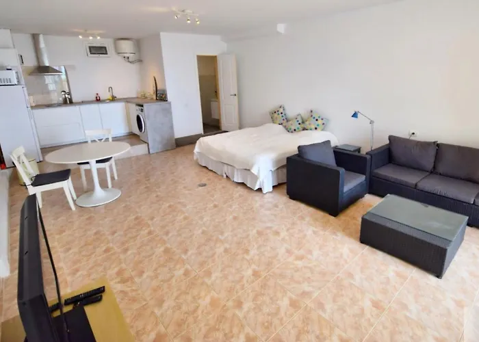 Tejita Seaview Apartment